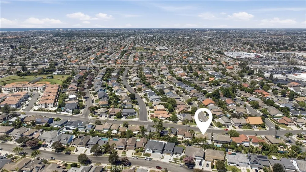 20302 Craimer Lane Huntington Beach, CA 92646