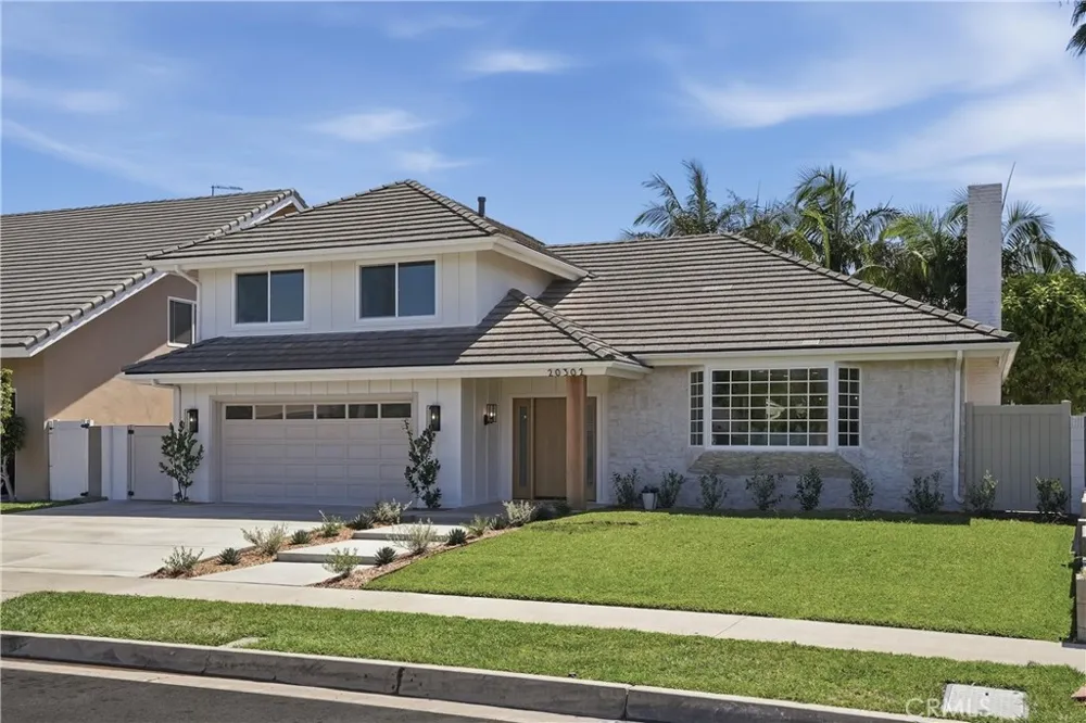 20302 Craimer Lane Huntington Beach, CA 92646