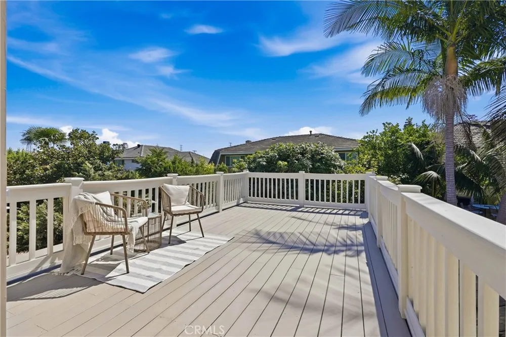 20302 Craimer Lane Huntington Beach, CA 92646