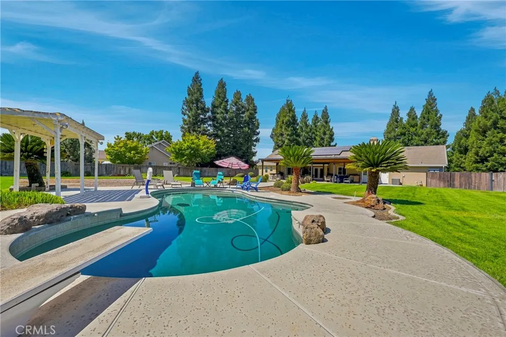 1060 Stratford Avenue Atwater, CA 95301