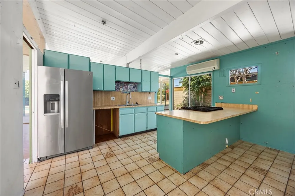 636 S Woodland Orange, CA 92869