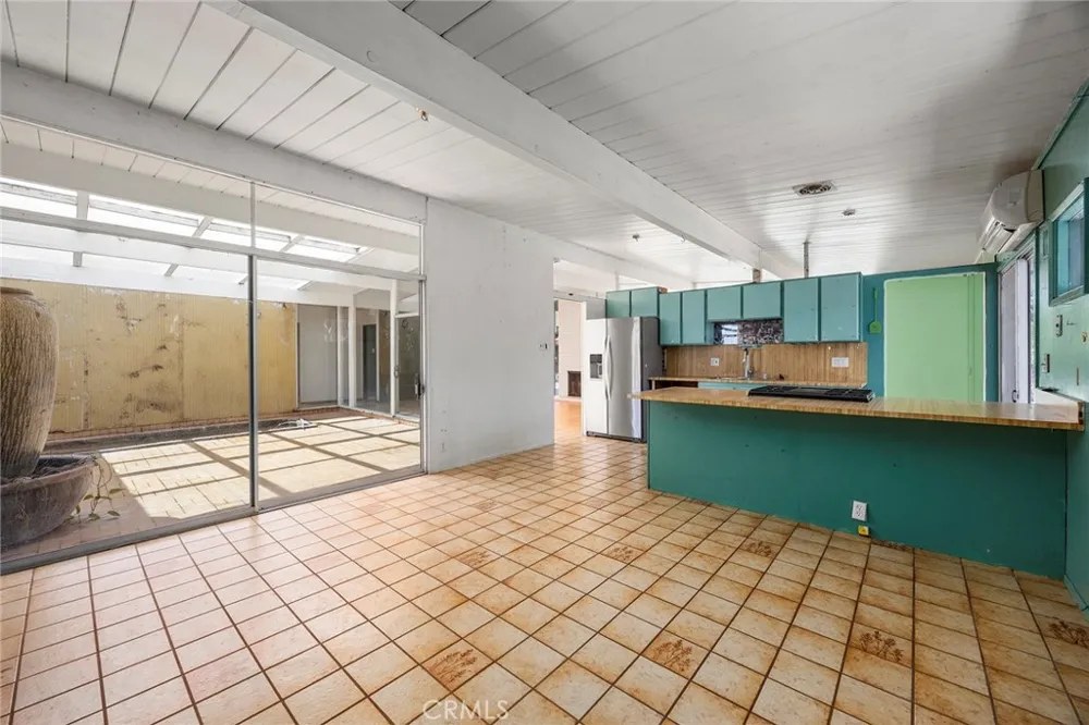 636 S Woodland Orange, CA 92869