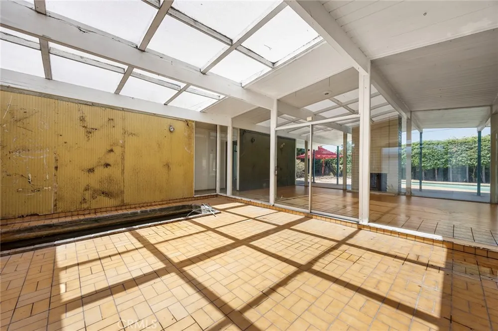 636 S Woodland Orange, CA 92869