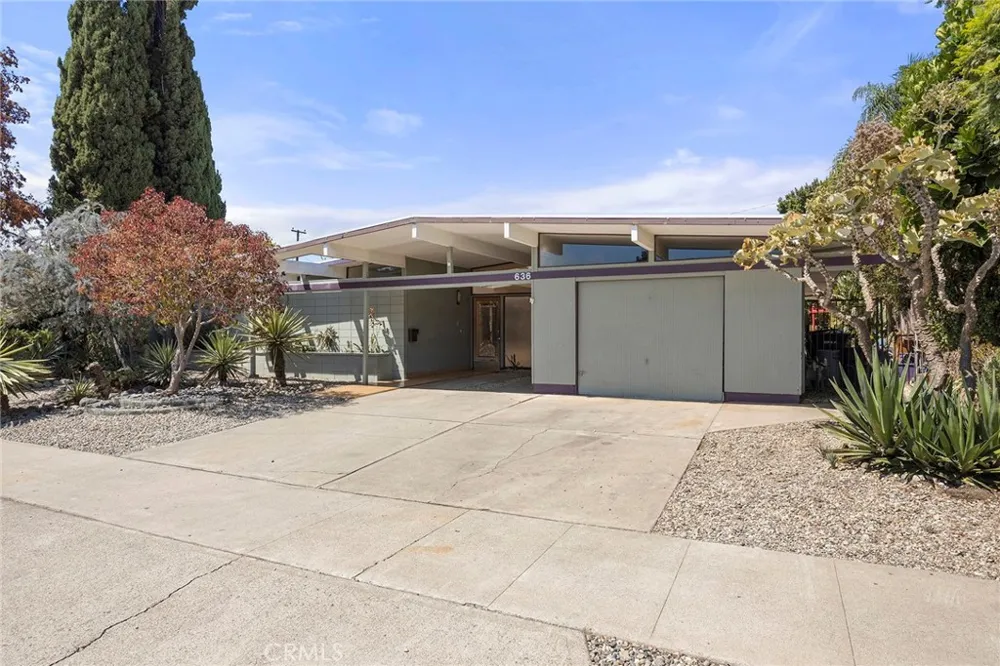 636 S Woodland Orange, CA 92869
