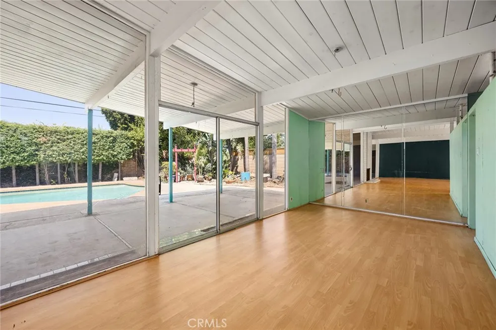 636 S Woodland Orange, CA 92869