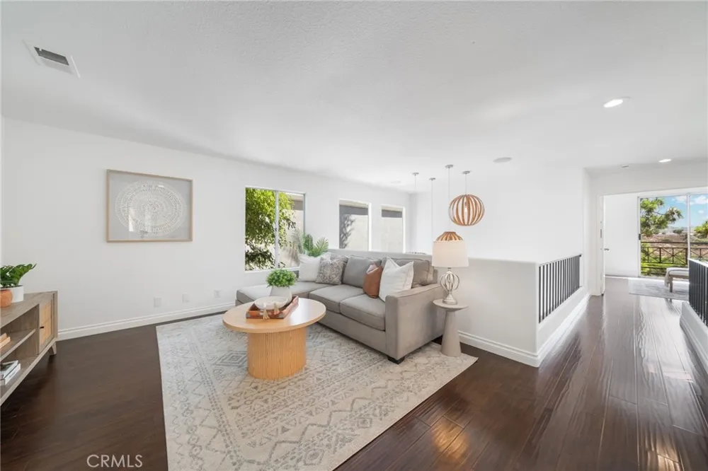 84 Hawaii Drive Aliso Viejo, CA 92656