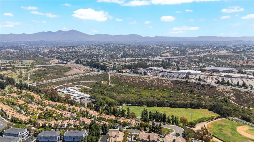 84 Hawaii Drive Aliso Viejo, CA 92656