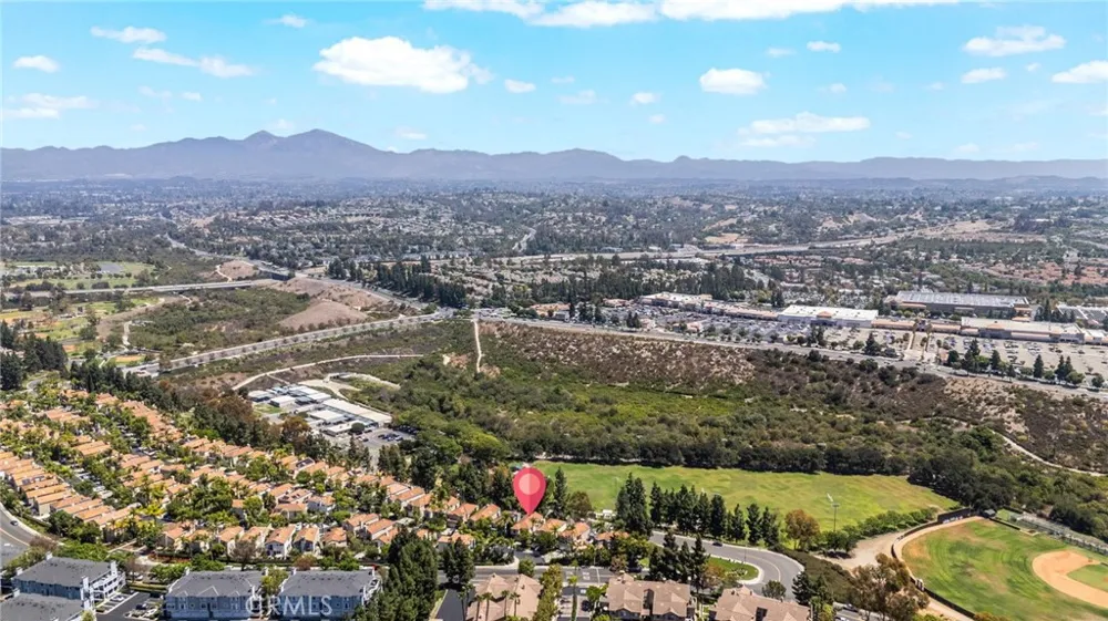84 Hawaii Drive Aliso Viejo, CA 92656