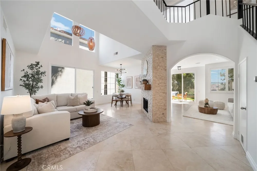 84 Hawaii Drive Aliso Viejo, CA 92656