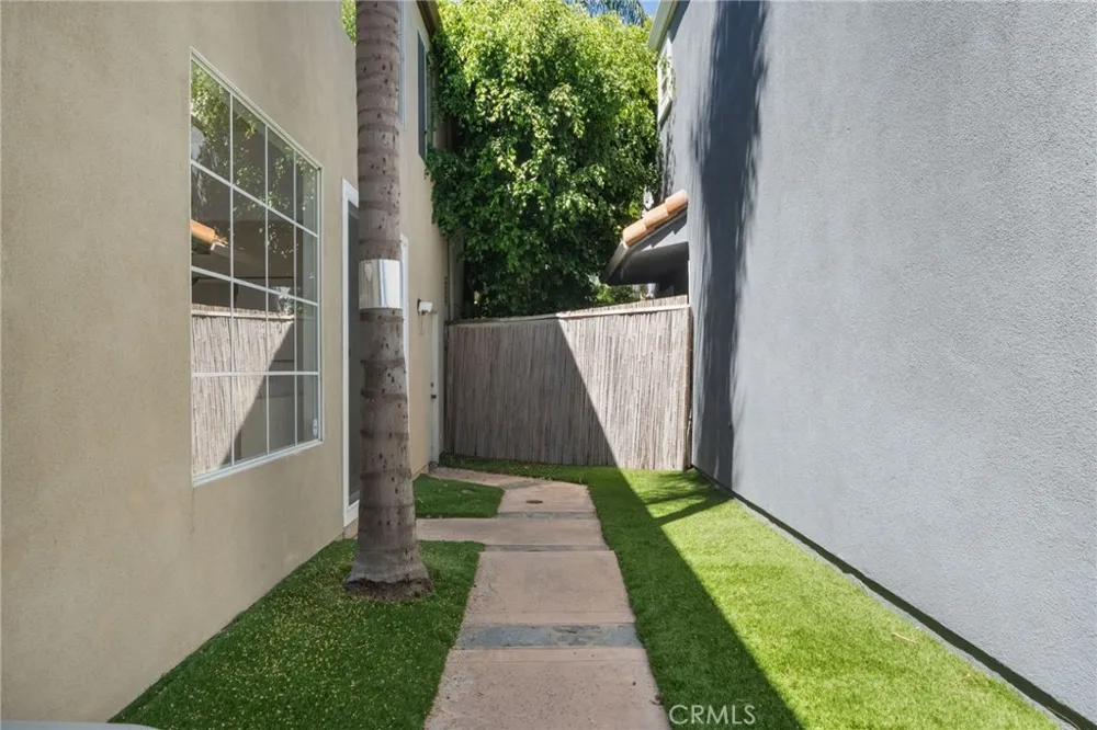 84 Hawaii Drive Aliso Viejo, CA 92656