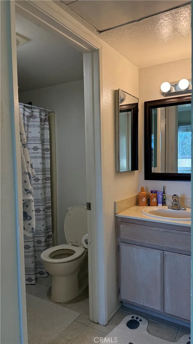 6131 Calle Mariselda #104 San Diego, CA 92124