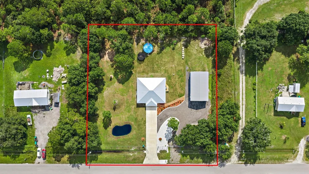 2600 NE 103RD AVENUE Okeechobee, FL 34974