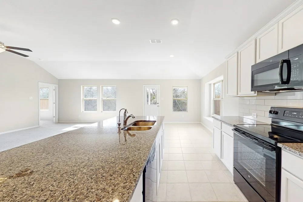 210 Lindenwood Avenue Melissa, TX 75454