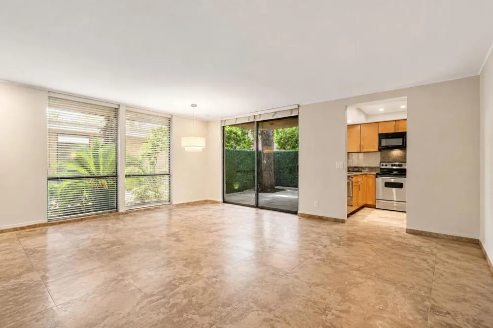 2501 Indian Canyon Drive #603 Palm Springs, CA 92262