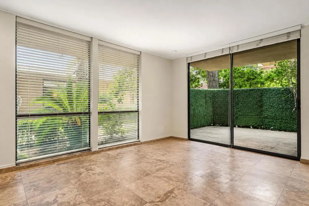 2501 Indian Canyon Drive #603 Palm Springs, CA 92262