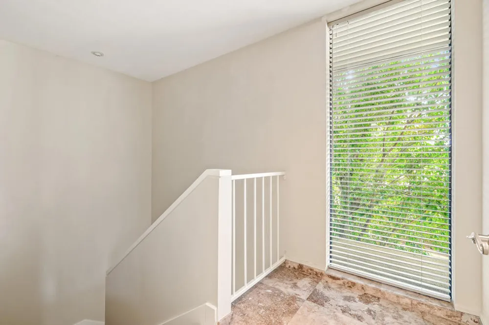 2501 Indian Canyon Drive #603 Palm Springs, CA 92262