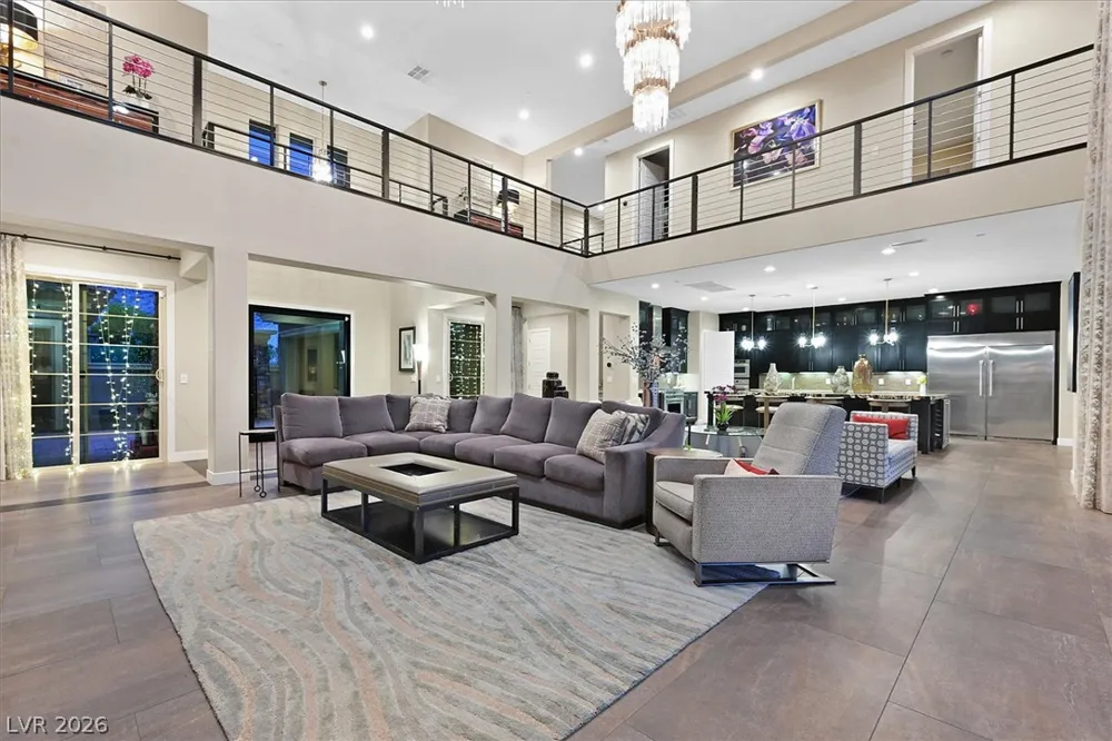 24 OLYMPIA RIDGE DRIVE Las Vegas, NV 89141