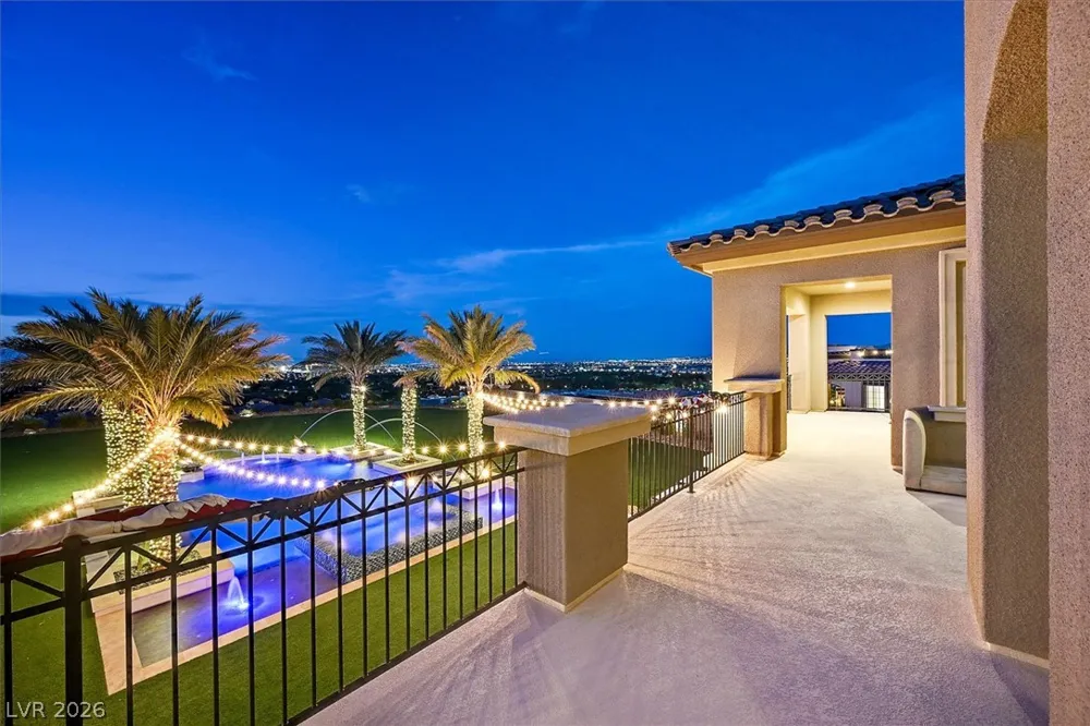 24 OLYMPIA RIDGE DRIVE Las Vegas, NV 89141