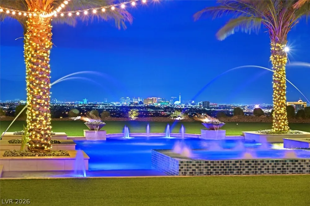 24 OLYMPIA RIDGE DRIVE Las Vegas, NV 89141