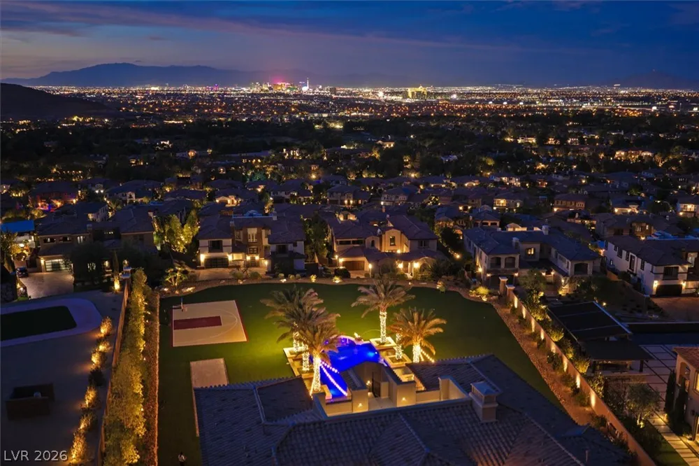 24 OLYMPIA RIDGE DRIVE Las Vegas, NV 89141