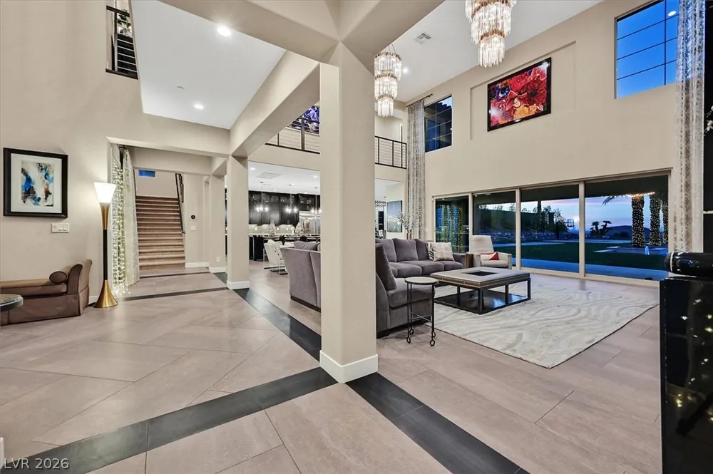 24 OLYMPIA RIDGE DRIVE Las Vegas, NV 89141