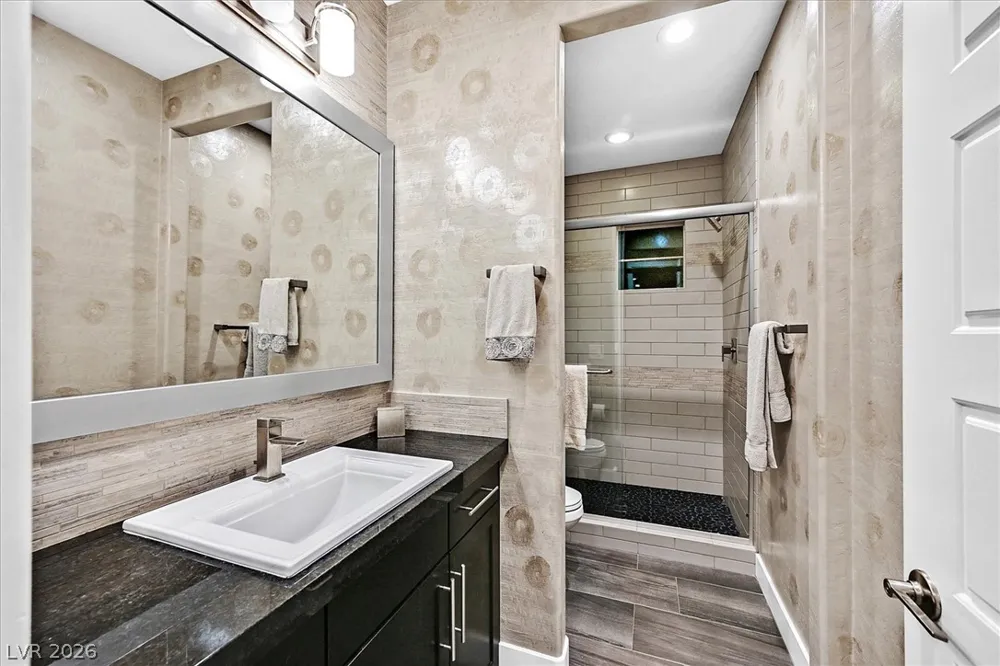 24 OLYMPIA RIDGE DRIVE Las Vegas, NV 89141
