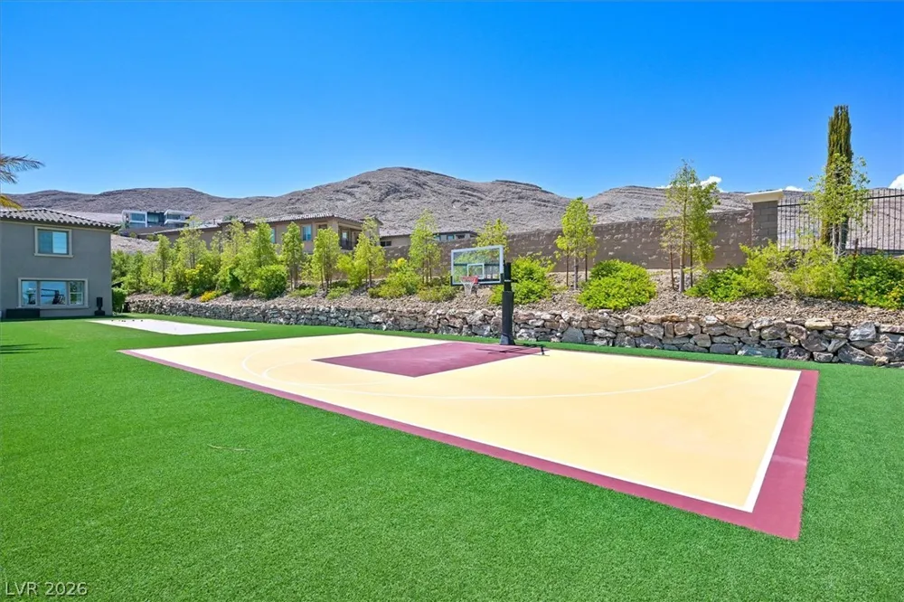 24 OLYMPIA RIDGE DRIVE Las Vegas, NV 89141