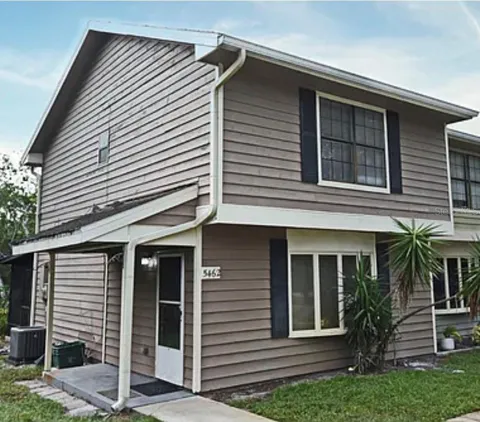 5462 BRACKEN COURT
