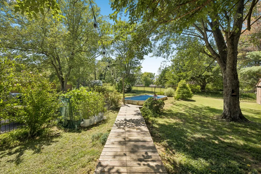 130 Glenn Hill Dr Hendersonville, TN 37075