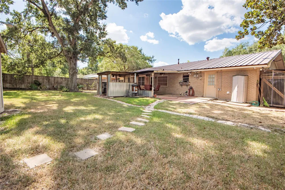 1507 Meadow Lane Brenham, TX 77833