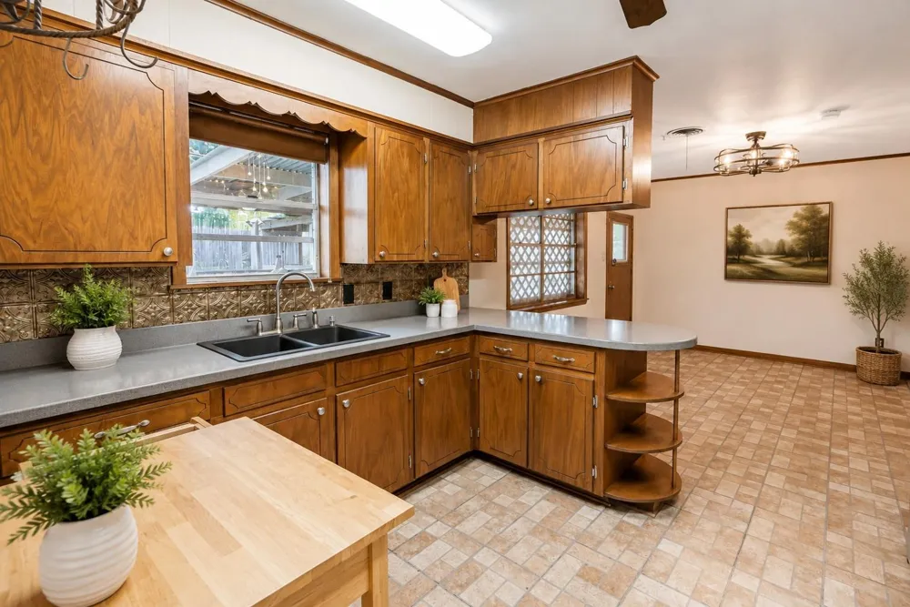 1507 Meadow Lane Brenham, TX 77833