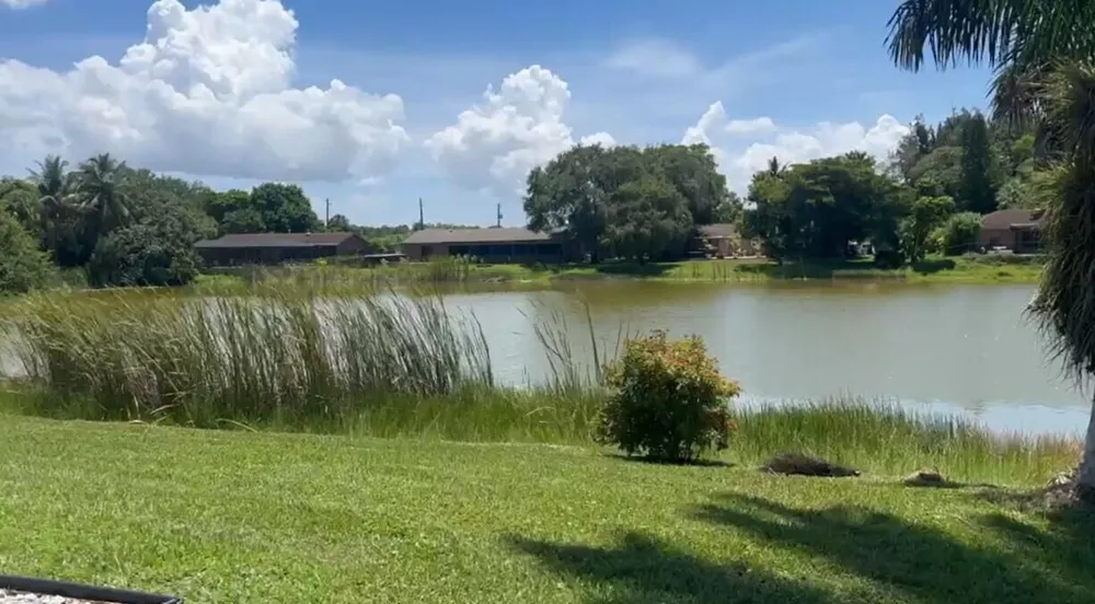8102 PIONEER ROAD Royal Palm Beach, FL 33411
