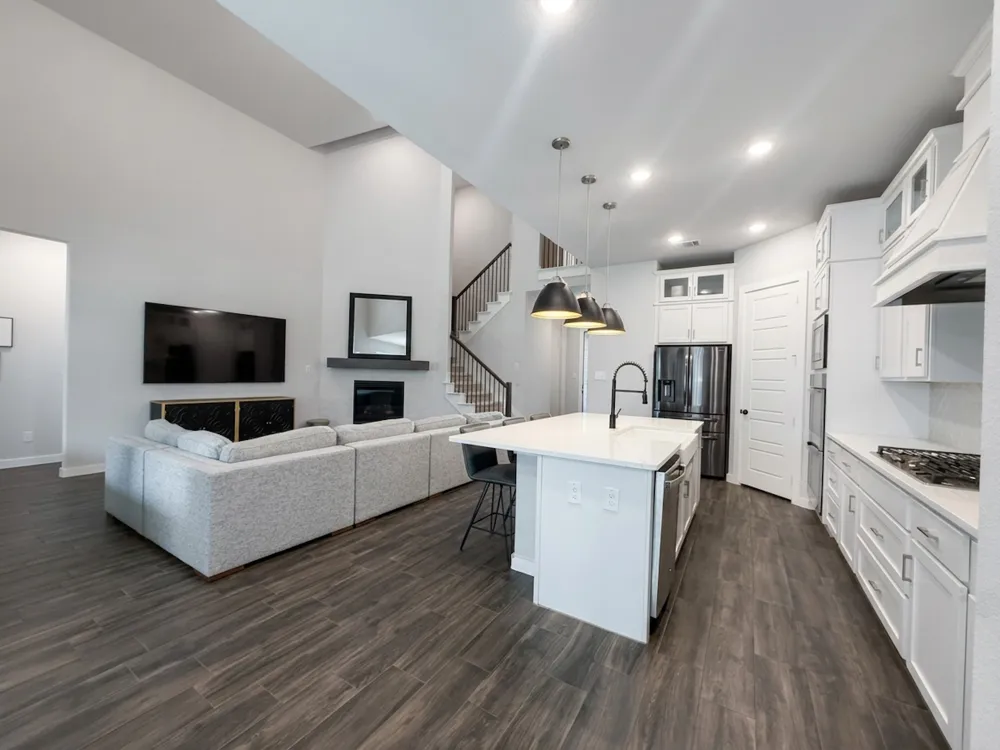 1708 Birch Street Mansfield, TX 76063