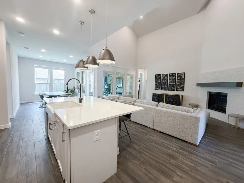 1708 Birch Street Mansfield, TX 76063
