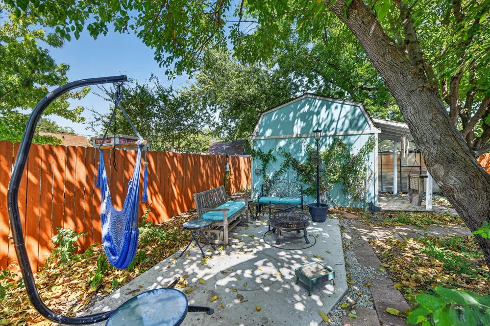 512 Park Center Boulevard Saginaw, TX 76179