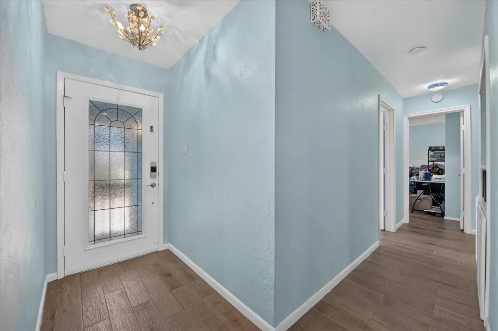 512 Park Center Boulevard Saginaw, TX 76179