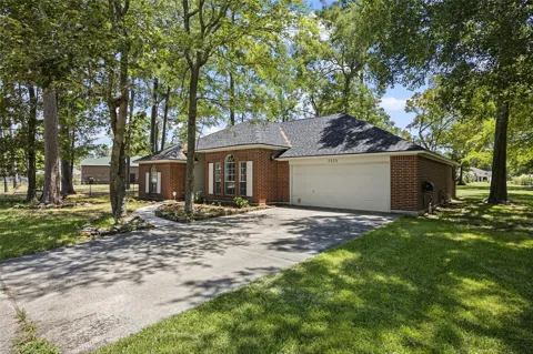 3115 Lake Breeze Lane
