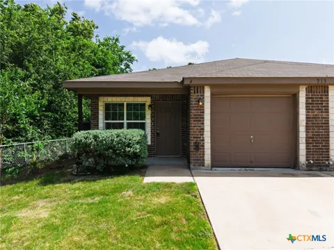 913 Ashwood Drive #A