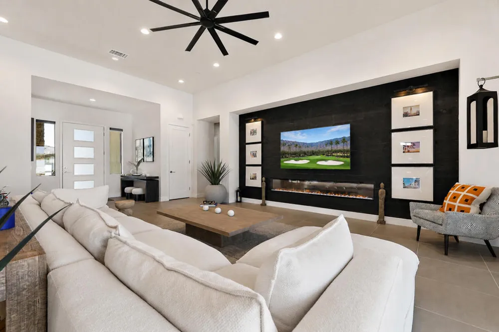 49889 Crescent Passage Palm Desert, CA 92211