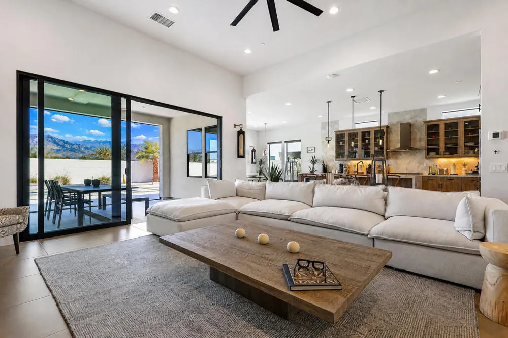 49889 Crescent Passage Palm Desert, CA 92211