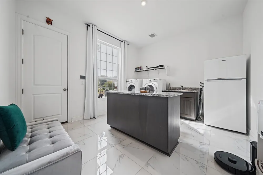 1708 Boscello Court Leander, TX 78641