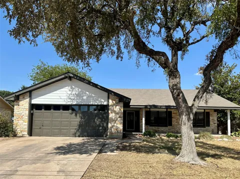 3419 Bluebonnet Trail