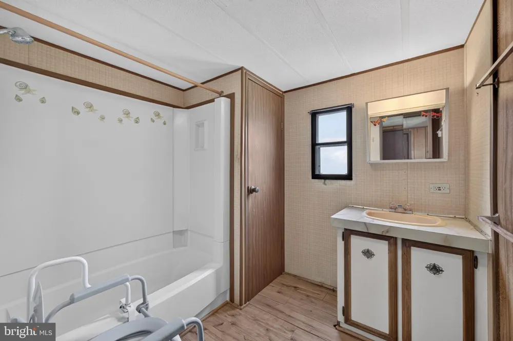 6 ALBION COURT Easton, MD 21601