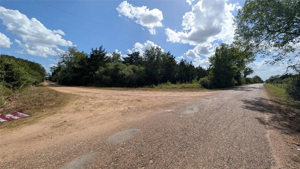1001 County Road 126 Hallettsville, TX 77964