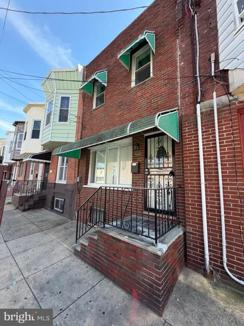 2252 SNYDER AVENUE