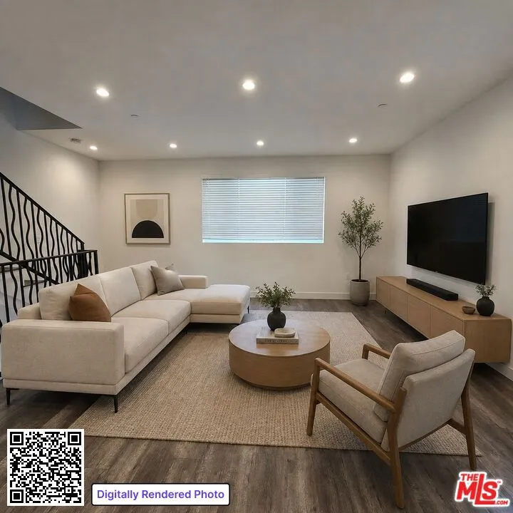 5242 Tilden Avenue #5244 Los Angeles, CA 91401