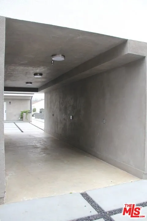 5242 Tilden Avenue #5244 Los Angeles, CA 91401