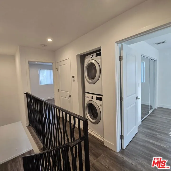 5242 Tilden Avenue #5244 Los Angeles, CA 91401