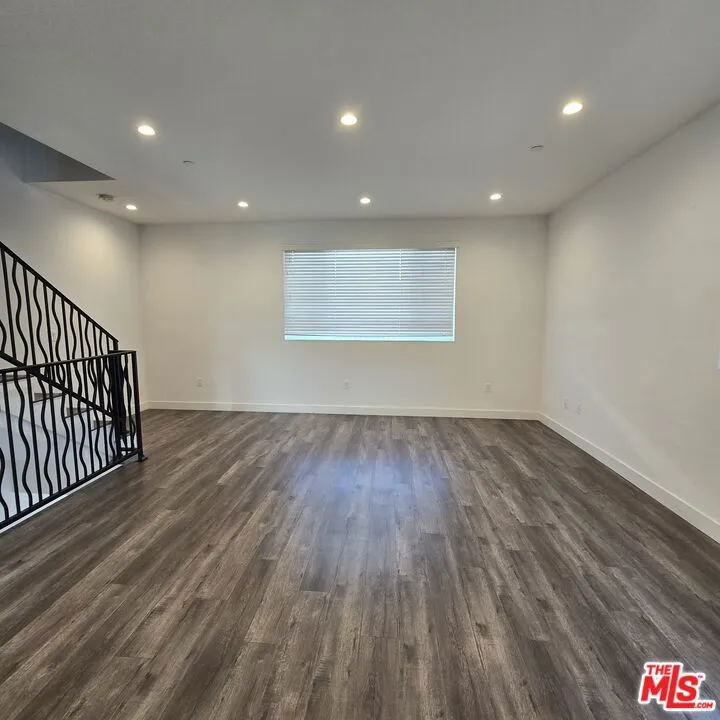 5242 Tilden Avenue #5244 Los Angeles, CA 91401