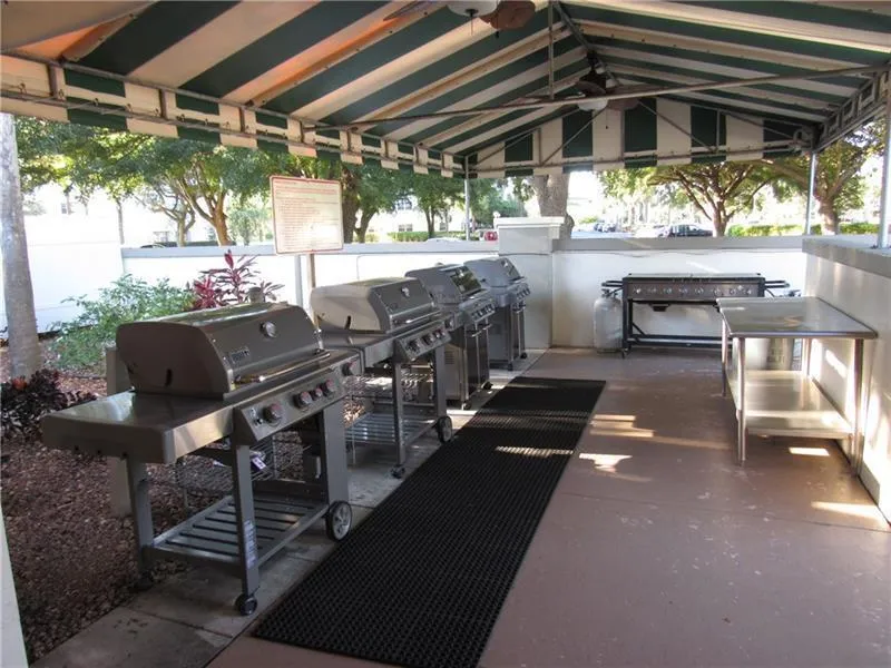2004 GRANADA DRIVE #M3 Coconut Creek, FL 33066